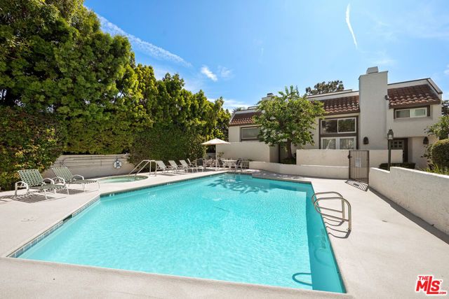 129 Alta Avenue 7, Santa Monica, CA 90402