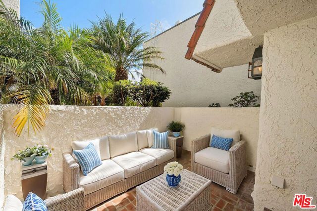 129 Alta Avenue 7, Santa Monica, CA 90402