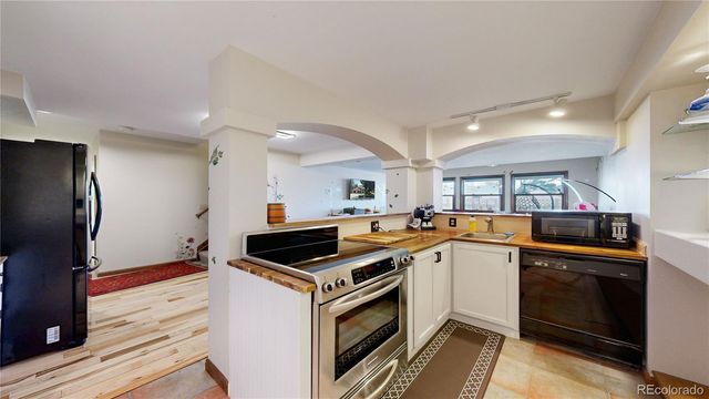 11666 W 74th Way, Arvada, CO 80005