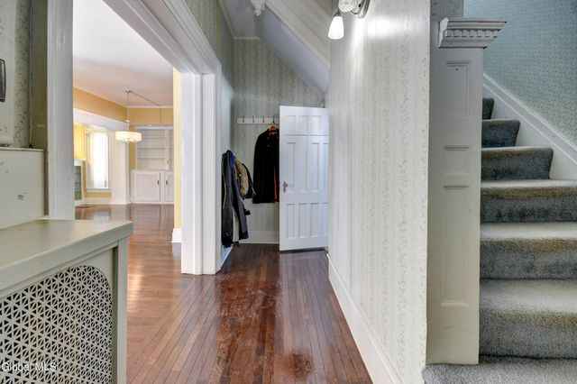 168 Locust Avenue, Amsterdam, NY 12010