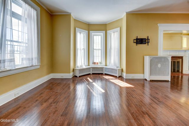 168 Locust Avenue, Amsterdam, NY 12010