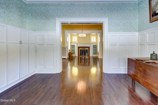 168 Locust Avenue, Amsterdam, NY 12010