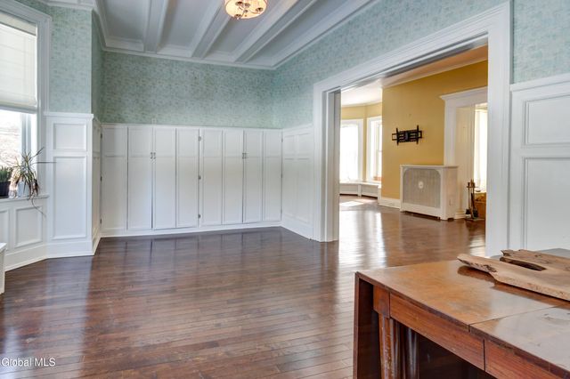 168 Locust Avenue, Amsterdam, NY 12010