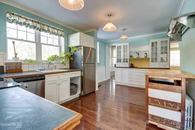 168 Locust Avenue, Amsterdam, NY 12010