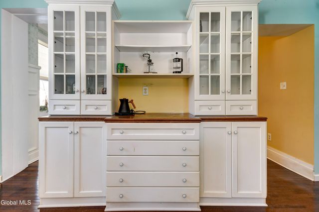 168 Locust Avenue, Amsterdam, NY 12010