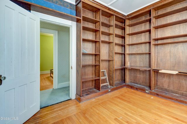 168 Locust Avenue, Amsterdam, NY 12010