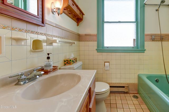 168 Locust Avenue, Amsterdam, NY 12010