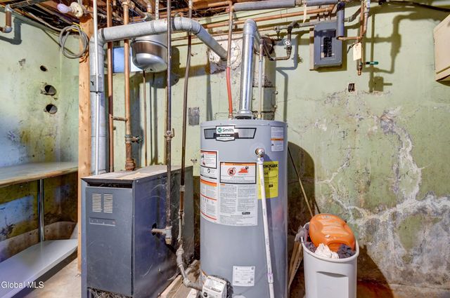 168 Locust Avenue, Amsterdam, NY 12010