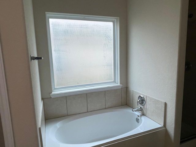11002 E Early Dusk Circle, Houston, TX 77044