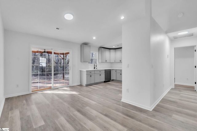 196 Walcott Drive, Lyman, SC 29365