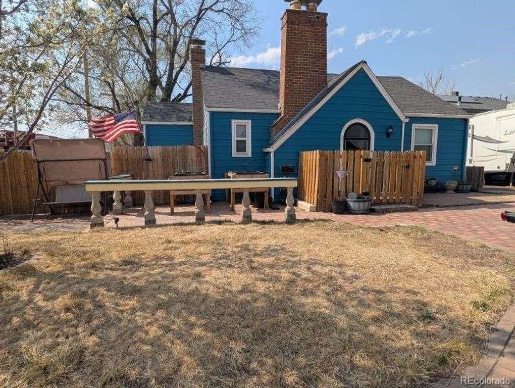 7201 Dahlia Street, Commerce City, CO 80022