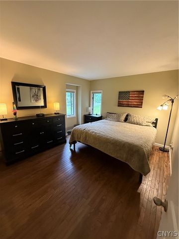 4 Amherst Avenue, Auburn, NY 13021
