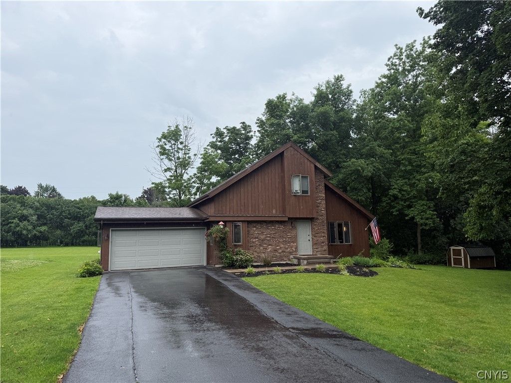 4 Amherst Avenue, Auburn, NY 13021