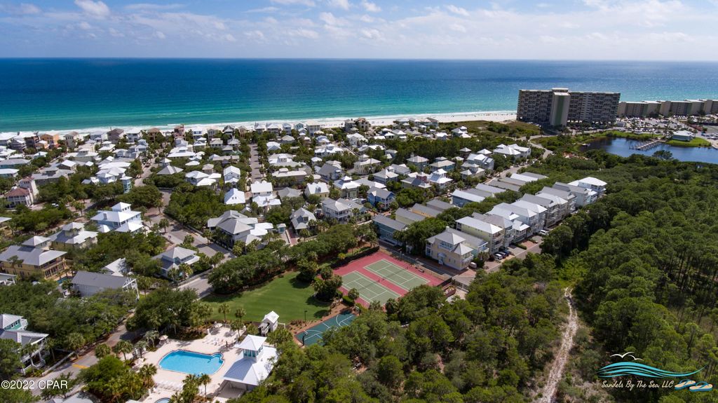 Image 16 of property listing at 375-377 Beachside Drive, Panama City Beach, FL 32413