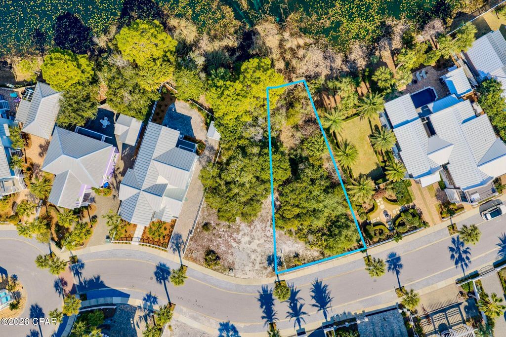 Image 9 of property listing at 375-377 Beachside Drive, Panama City Beach, FL 32413