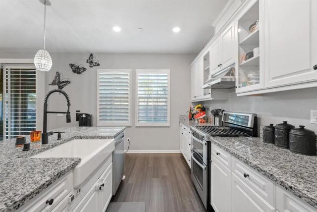 33009 Marin Fields Rd, Winchester, CA 92596