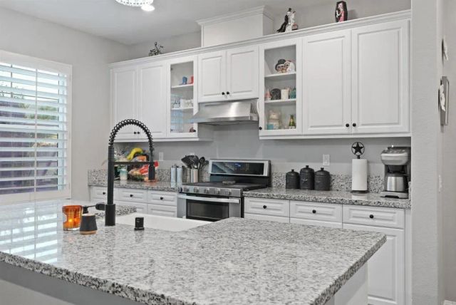 33009 Marin Fields Rd, Winchester, CA 92596