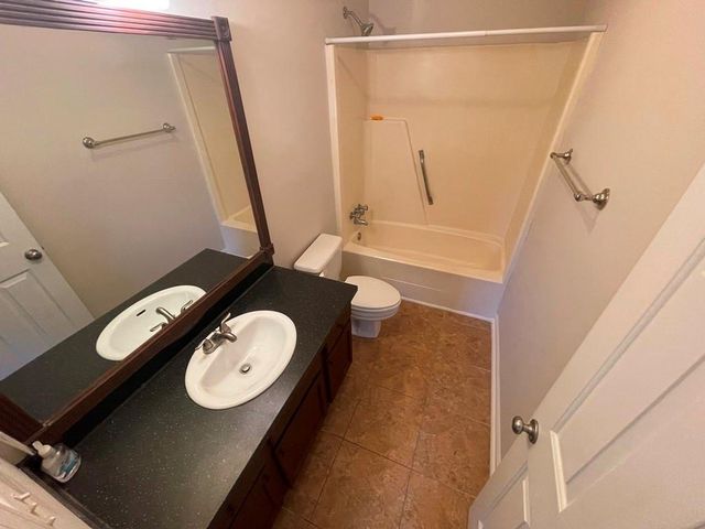2906 Webb Bridge Road, Alpharetta, GA 30009