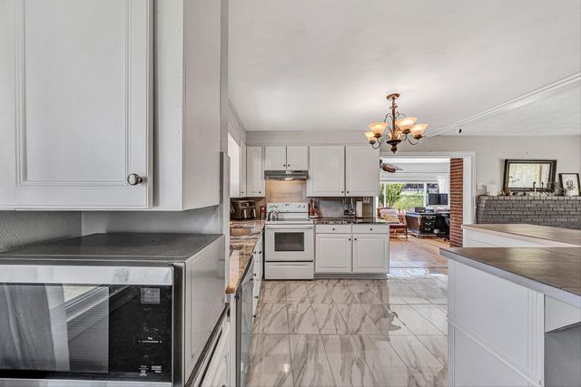 4758 Bandy RD, Roanoke, VA 24014