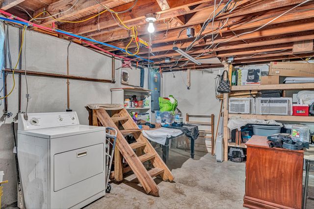 4758 Bandy RD, Roanoke, VA 24014