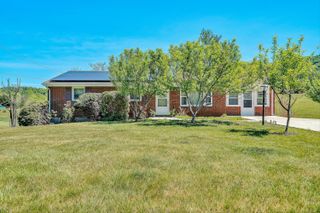 4758 Bandy RD, Roanoke, VA 24014