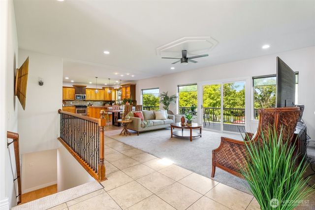 800 S Camas Place, Moses Lake, WA 98837