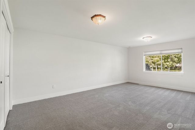 800 S Camas Place, Moses Lake, WA 98837