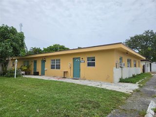 5050 SW 40th Avenue 4, Dania Beach, FL 33314