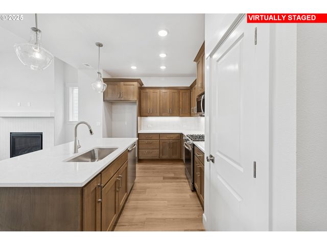 3448 Se Cape Ln, Hillsboro, OR 97124