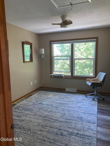 61 Plaza Avenue, East Greenbush, NY 12144