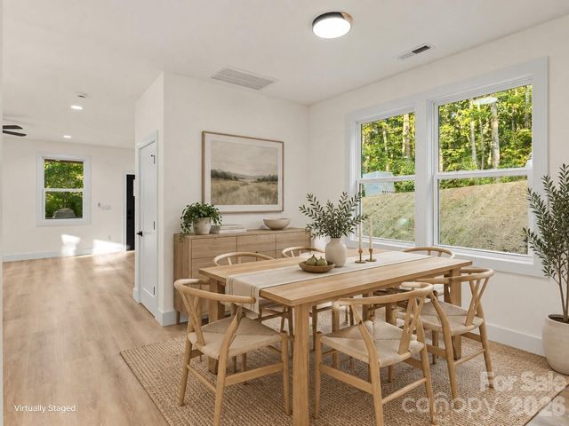 160 Blossom Ridge, Leicester, NC 28748