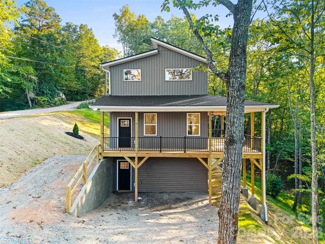160 Blossom Ridge, Leicester, NC 28748