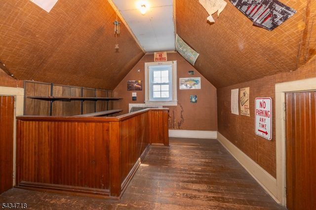 27 Glen Rd, West Orange Twp., NJ 07052