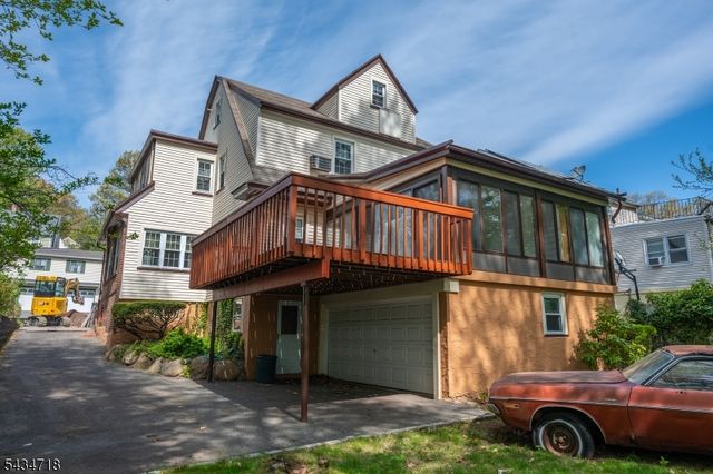 27 Glen Rd, West Orange Twp., NJ 07052