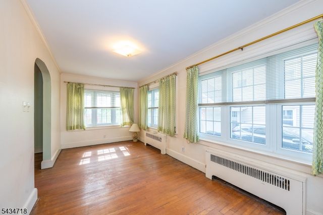 27 Glen Rd, West Orange Twp., NJ 07052