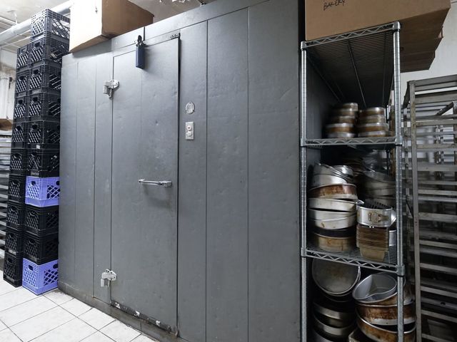 4242 S Archer Avenue, Chicago, IL 60632