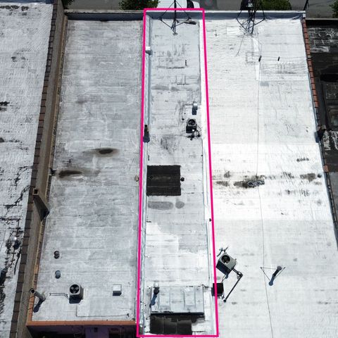 4242 S Archer Avenue, Chicago, IL 60632