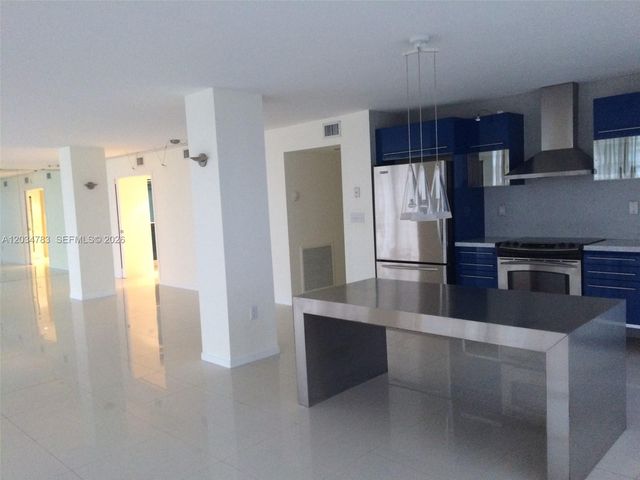 600 NE 36th Street 622, Miami, FL 33137