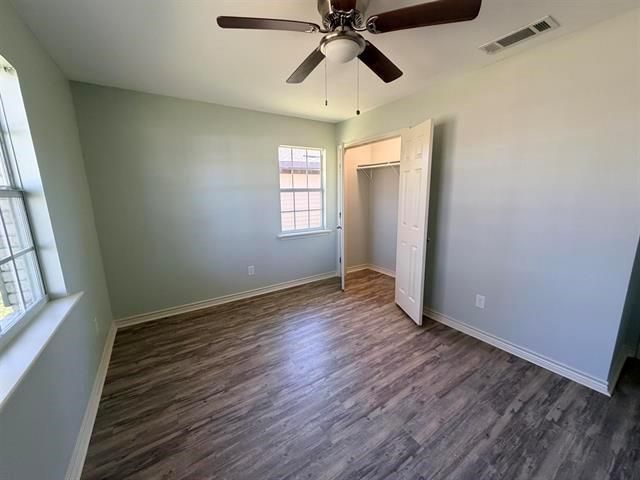 2649 Azalea Avenue, Groves, TX 77619