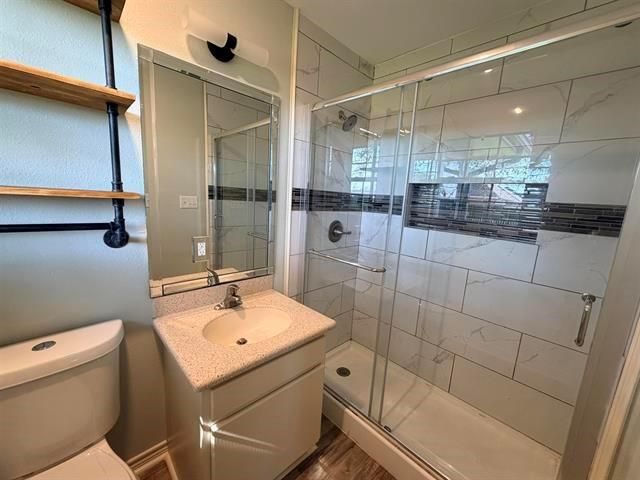 2649 Azalea Avenue, Groves, TX 77619