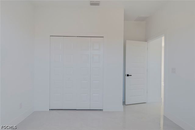 3010 2nd ST SW, Lehigh Acres, FL 33976