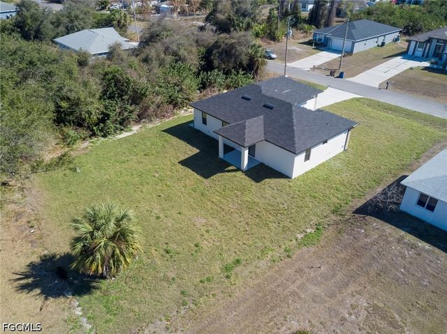 3010 2nd ST SW, Lehigh Acres, FL 33976