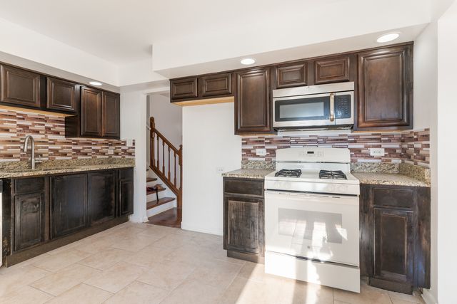 2859 190th Place, Lansing, IL 60438