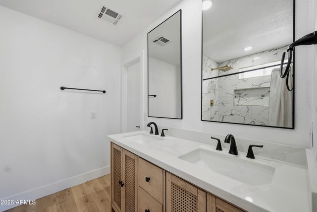 6607 S MITCHELL Drive, Tempe, AZ 85283