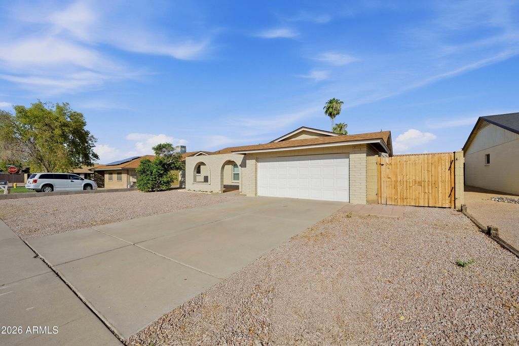 6607 S MITCHELL Drive, Tempe, AZ 85283 — photo 3
