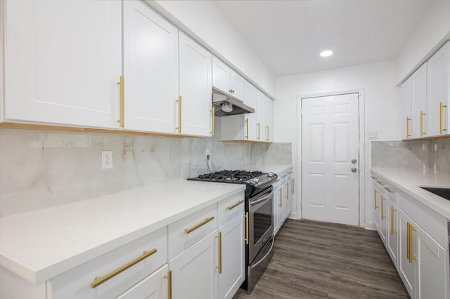 2922 Knotty Oaks Trail, Houston, TX 77045