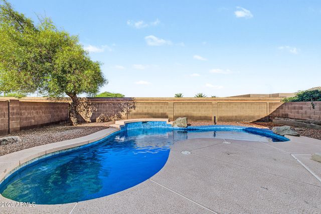 16806 S 28TH Place, Phoenix, AZ 85048