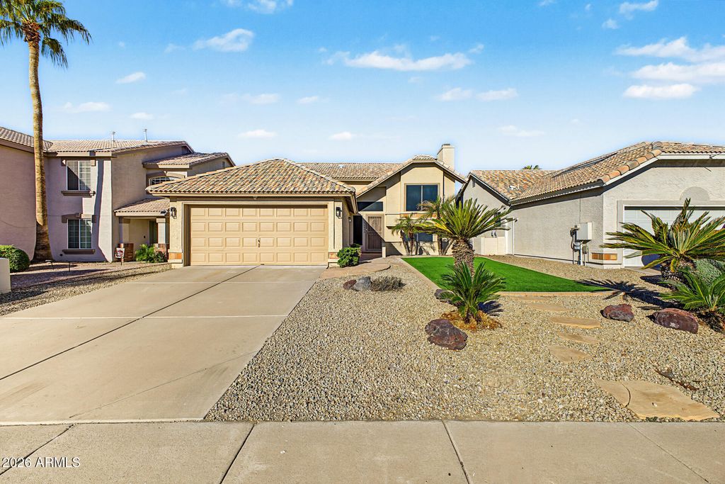 16806 S 28TH Place, Phoenix, AZ 85048