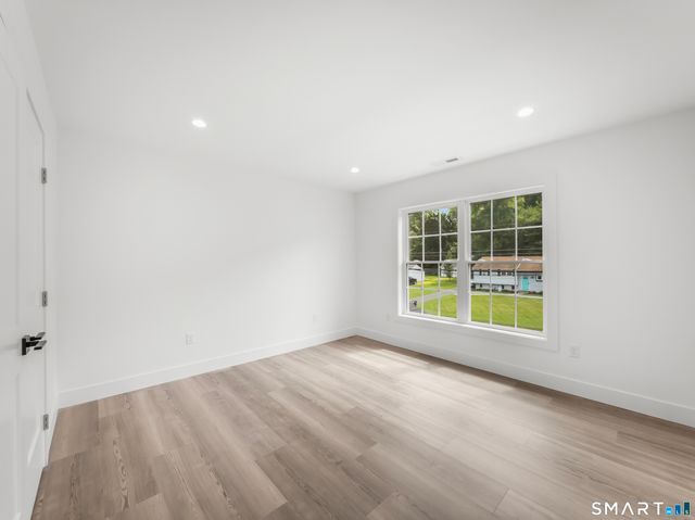 170 Bee Street, Meriden, CT 06450