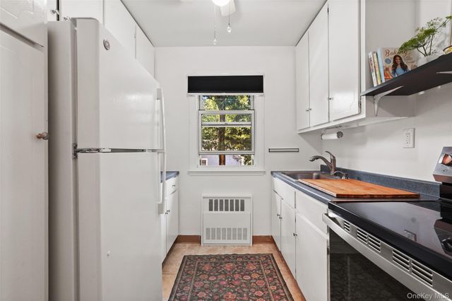50 Charter Circle C, Ossining, NY 10562